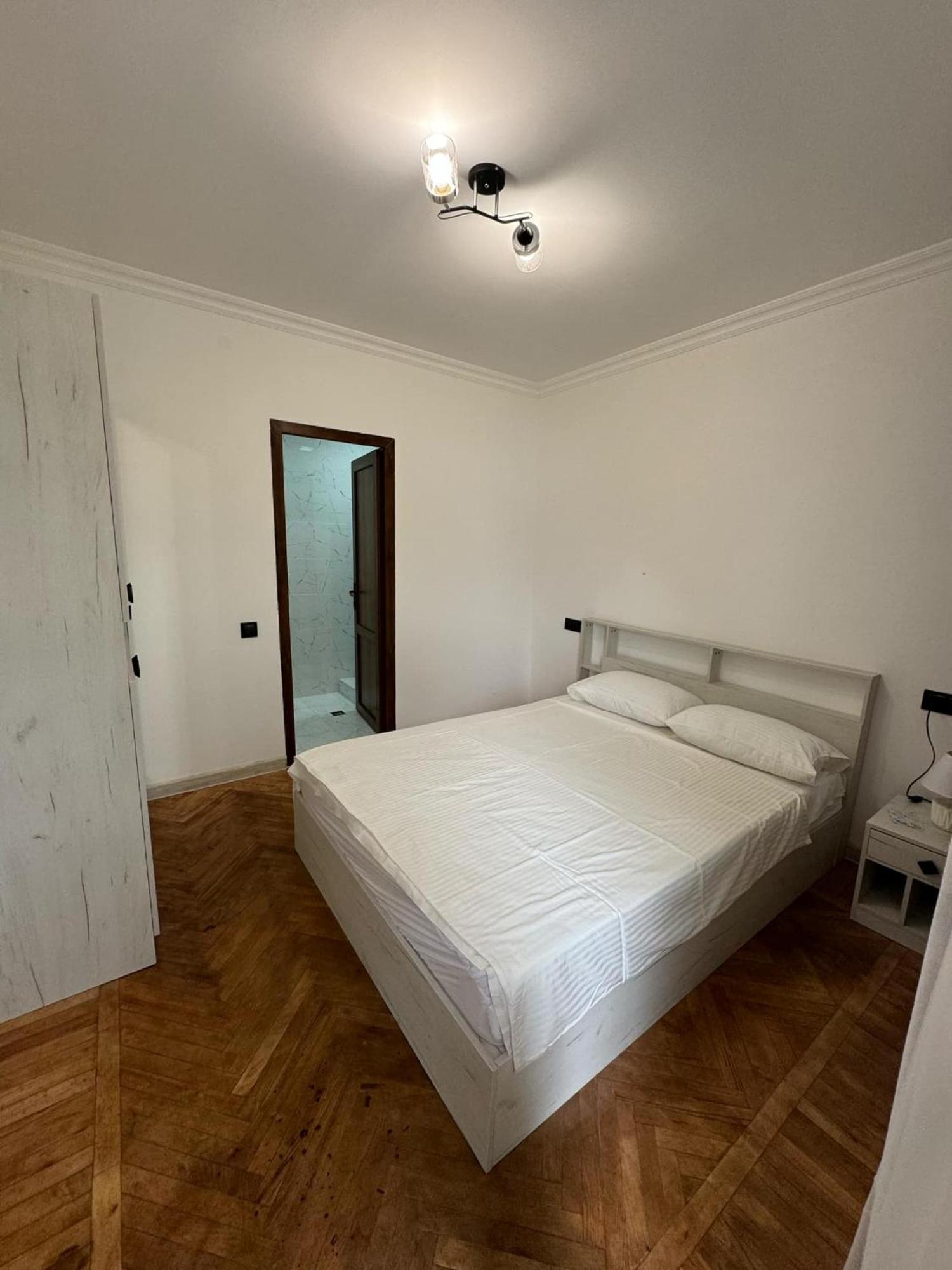 Elegaya Guest House 이제반 외부 사진